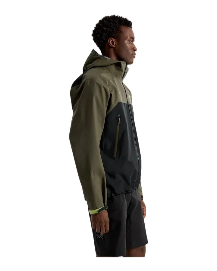 Arc'teryx Beta Jacket — Spotlight, кадр 3
